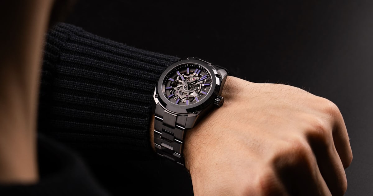 Introducing: The Formex Essence Ceramica Offers The World’s First Ceramic Quick-Adjust Bracelet Introducing: The Formex Essence Ceramica Offers The World’s First Ceramic Quick-Adjust Bracelet