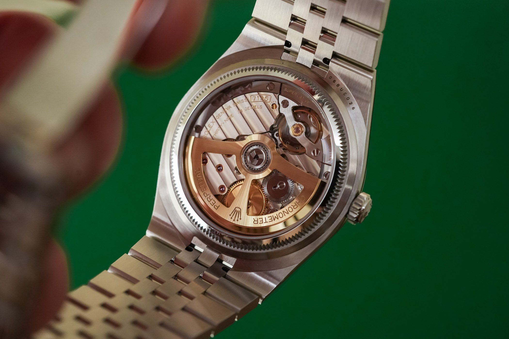 The Rolex Dynapulse Escapement and the Calibre 7135 Deciphered The Rolex Dynapulse Escapement and the Calibre 7135 Deciphered