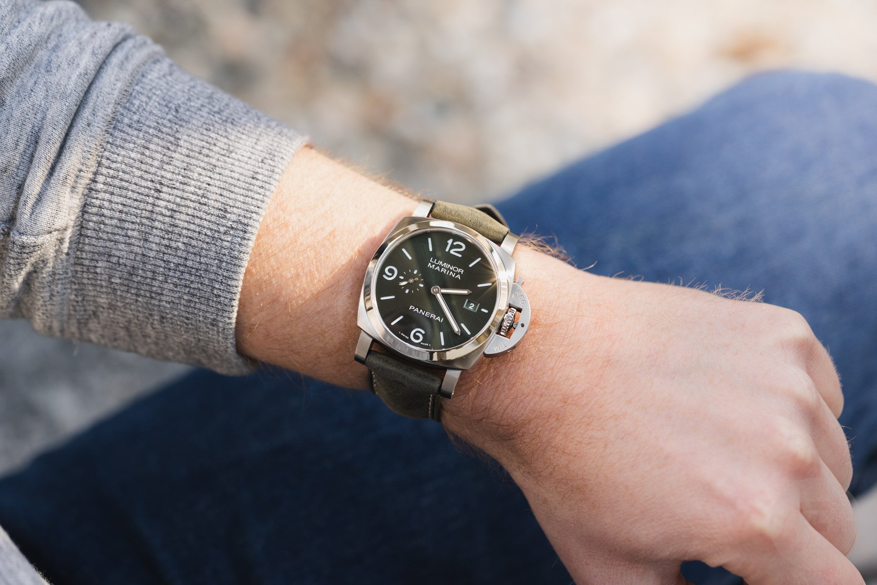 【F】Hands-On — The Panerai Luminor Marina Titanio PAM03325