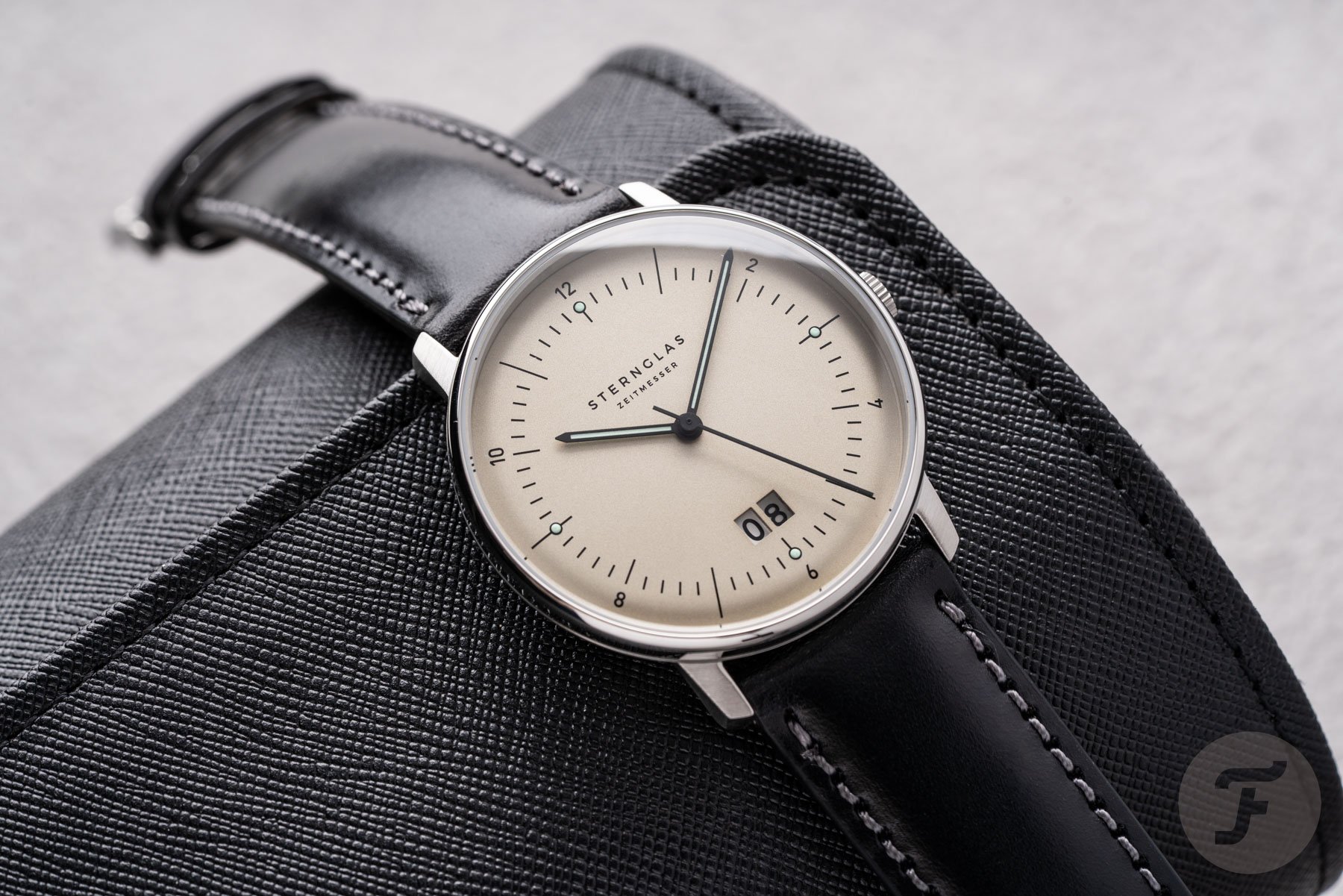 Hands-On With The Brand New Sternglas Naos Big Date Hands-On With The Brand New Sternglas Naos Big Date