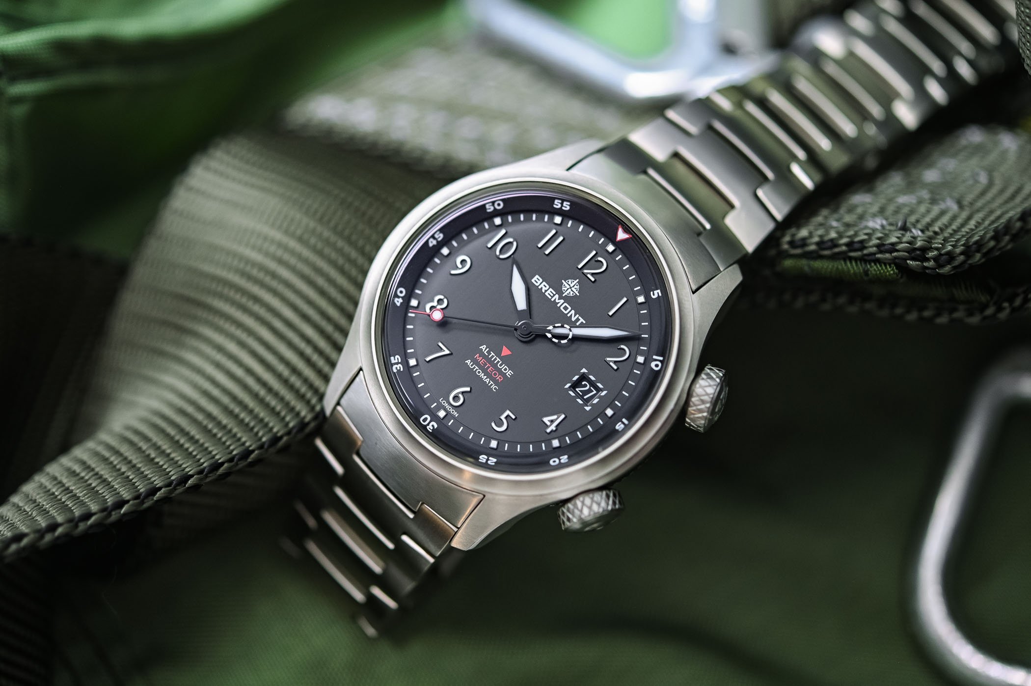 The Bremont Altitude MB Meteor, The Comback of the Trip-Tick Case The Bremont Altitude MB Meteor, The Comback of the Trip-Tick Case