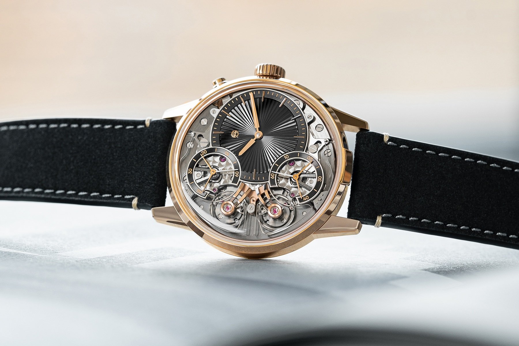 【F】 Armin Strom Mirrored Force Resonance Rose Gold